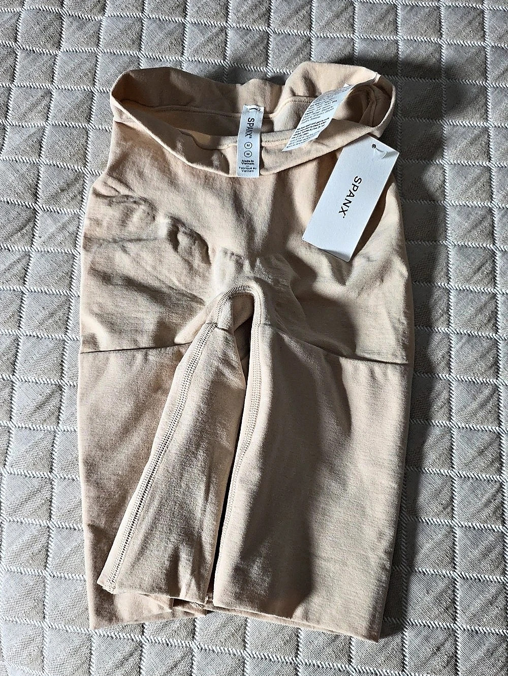 SPANX Mid-Thigh Short High Waist Mid-Thigh Shorts Beige SMALL (Marked M) NWT